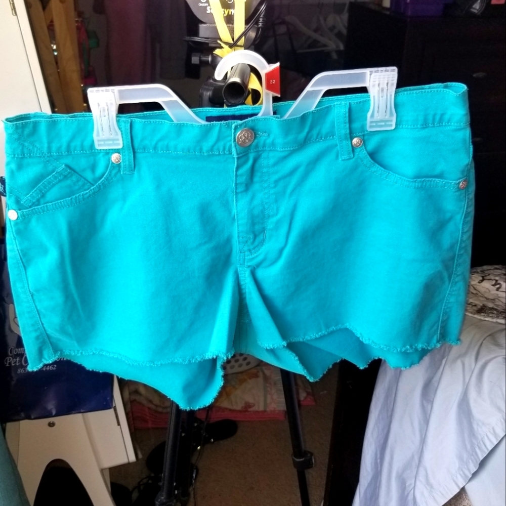 ROCK & REPUBLIC Lolita Shorts